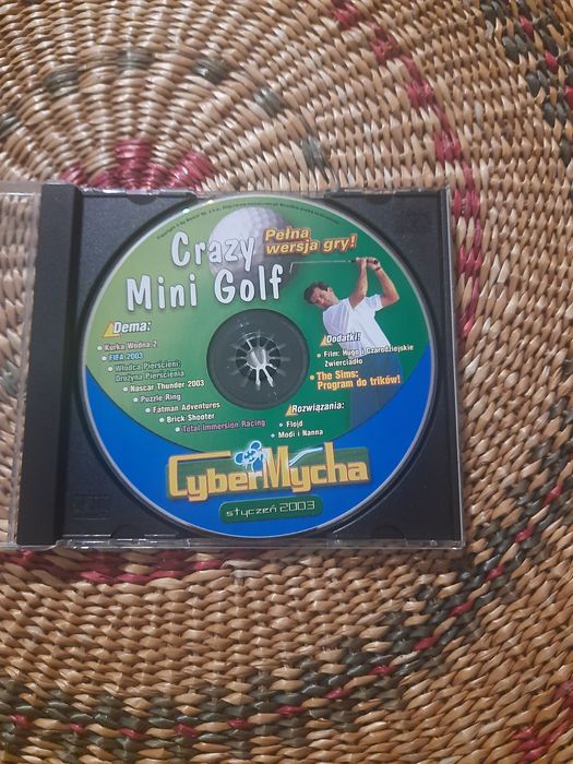 Gra Cyber Mucha - Crazy Mini Golf