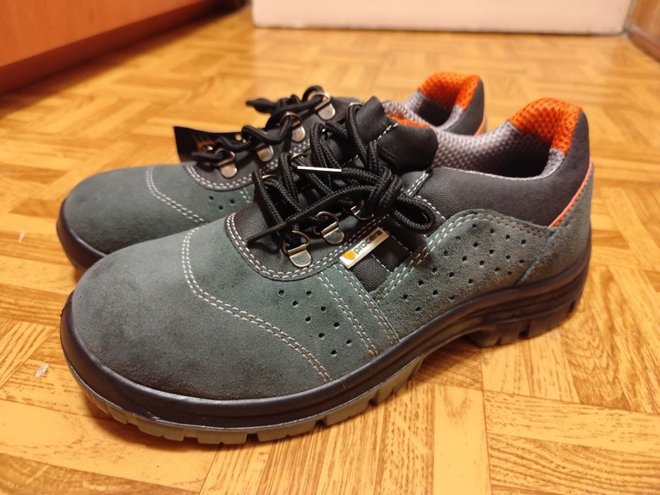 Sprzedam buty robocze BHP