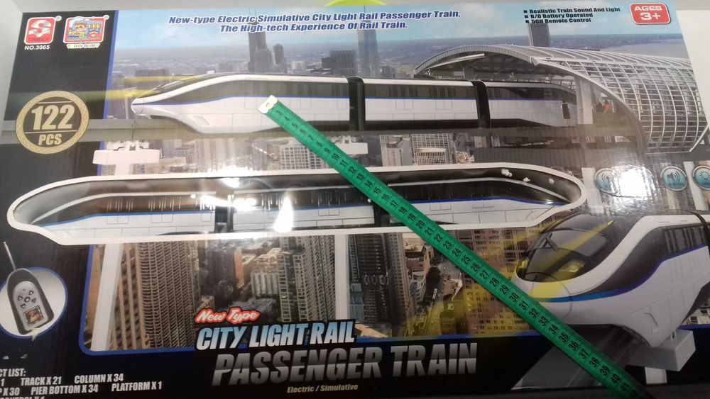 Игровой набор Железная дорога Поезд 49 см на пульте Свет звук 122 дет