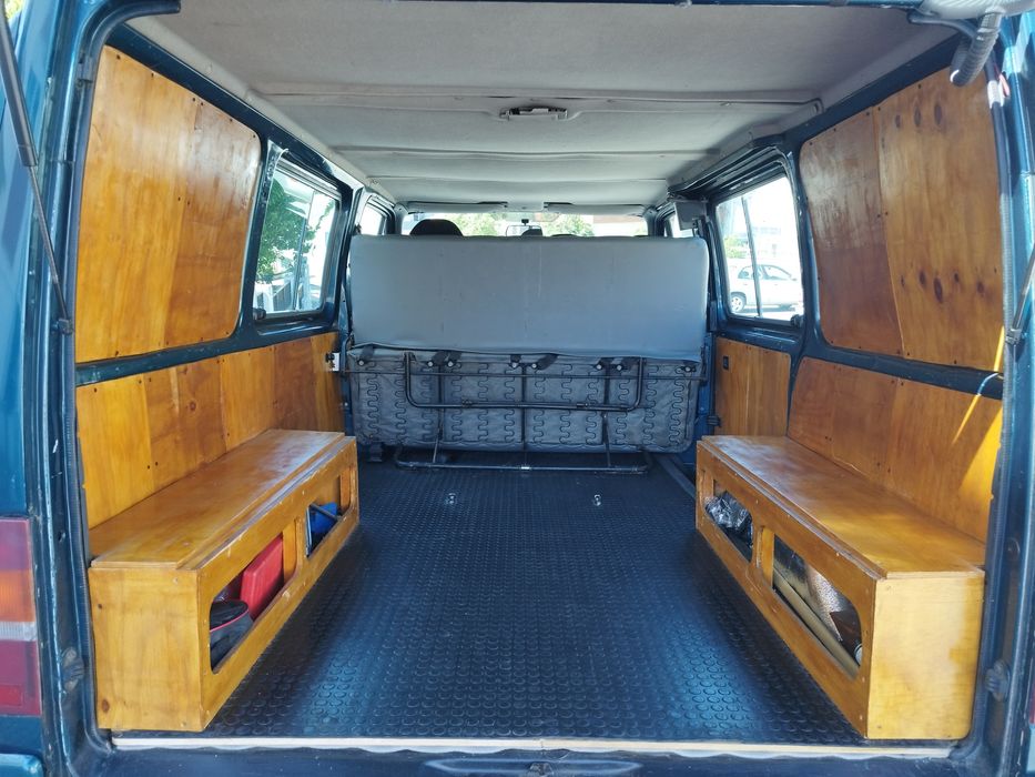 Ford Transit 7 lugares impecável