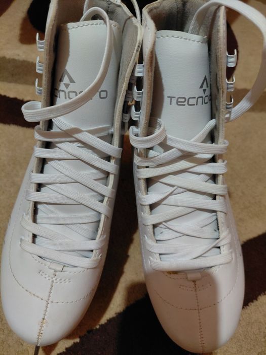 Продам ковзани для ковзанки