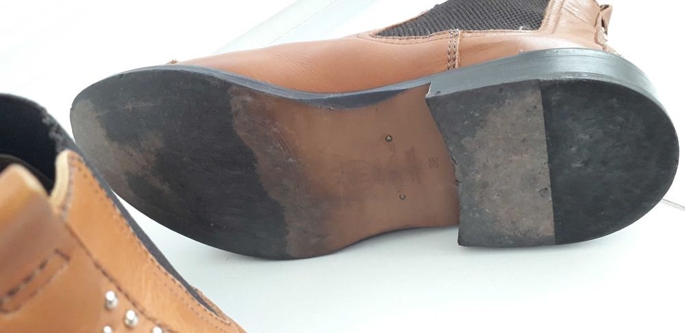 Botas Massimo Dutti em pele