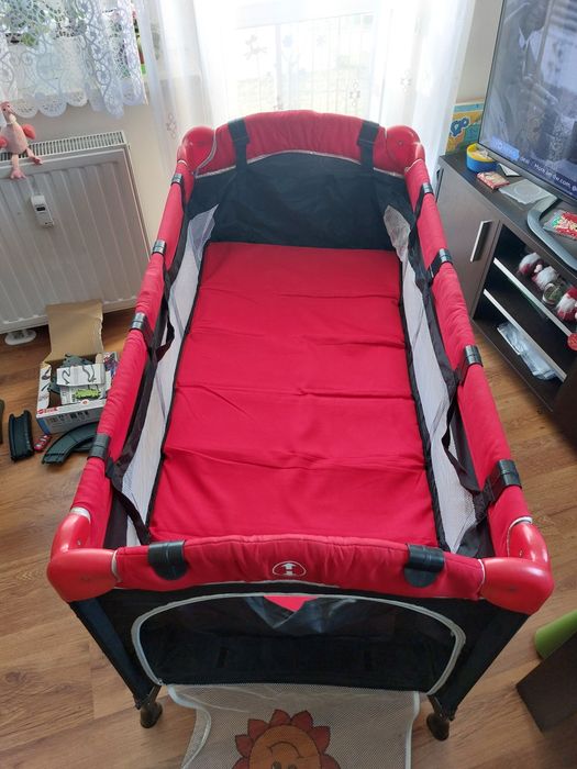 Łóżeczko turystyczne