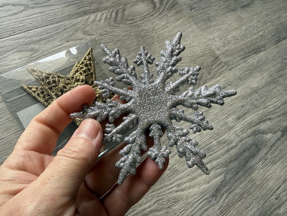 Conjunto 3 estrelas douradas e 1 floco neve prateado purpurina