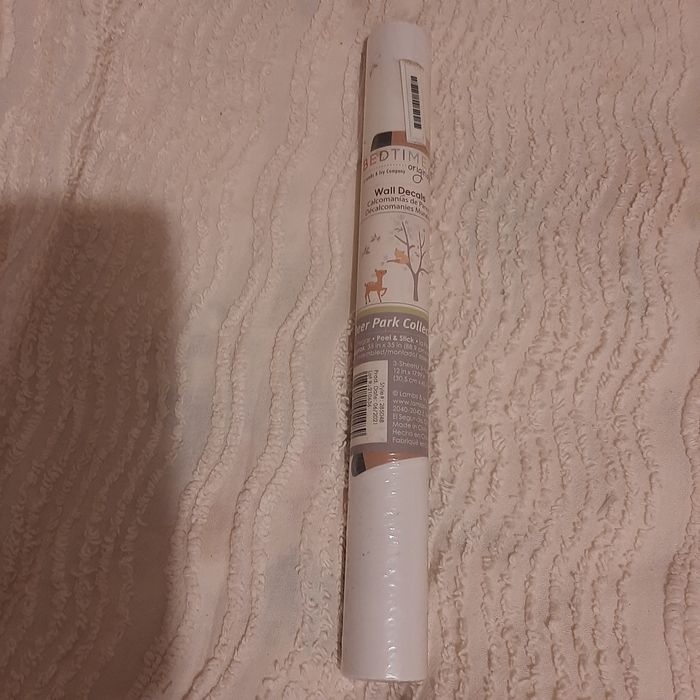 Рулон  детских виниловых обоев- наклеек