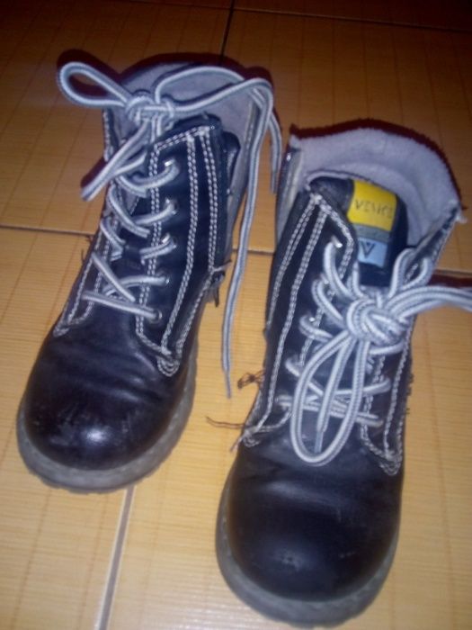 Buty zimowe trzewiki trapery kozaki dziecięce Venice rozm 28