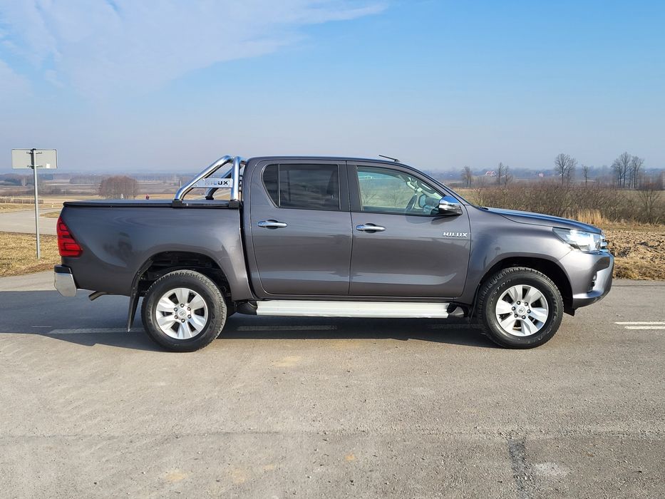 Toyota Hilux 2.4 diesel 4x4 reduktor zadbana