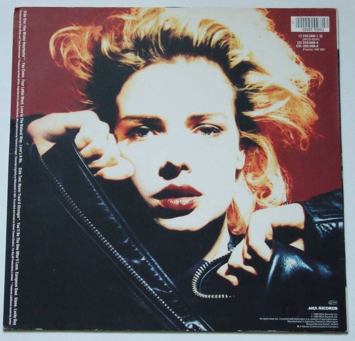 Kim Wilde – Close