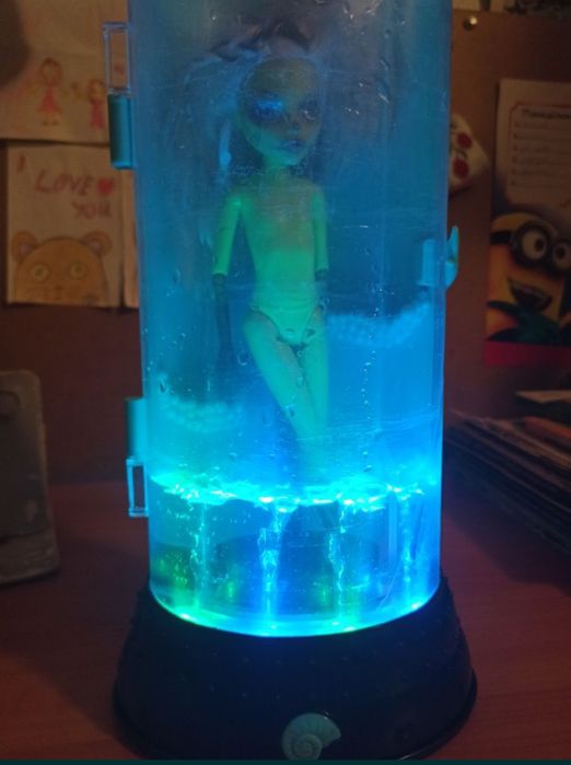 Лялька і Гідростанція Лагуна Блу.