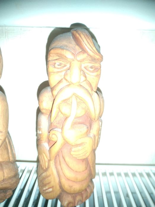 Сувениры Украины резьба по дереву козаки