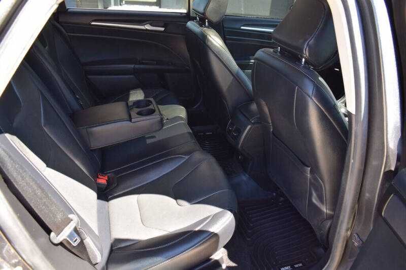 2020 Ford Fusion Titanium