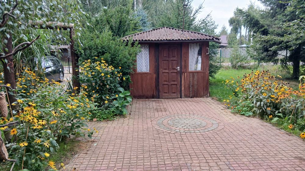 Działka rekreacyjna niedaleko jeziora - Widok 2
