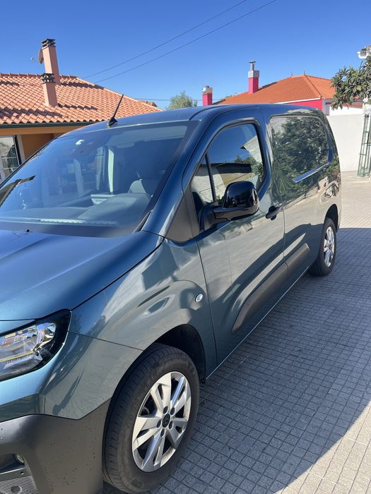 Peugeot Partner 1.5 Longa 130hp/ 15.100klm Automática