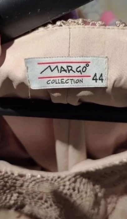 Elegancka sukienka z koronką