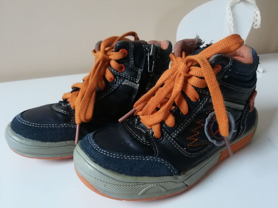 Buty dziecięce rozm. 27