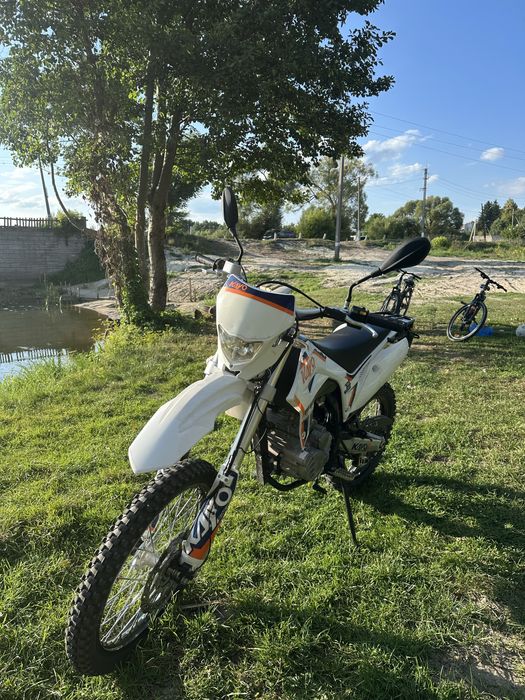 Kayo 250 T4.
