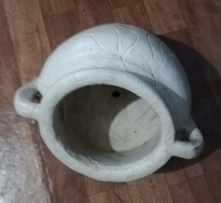 Donica ogrodowa betonowa figurka