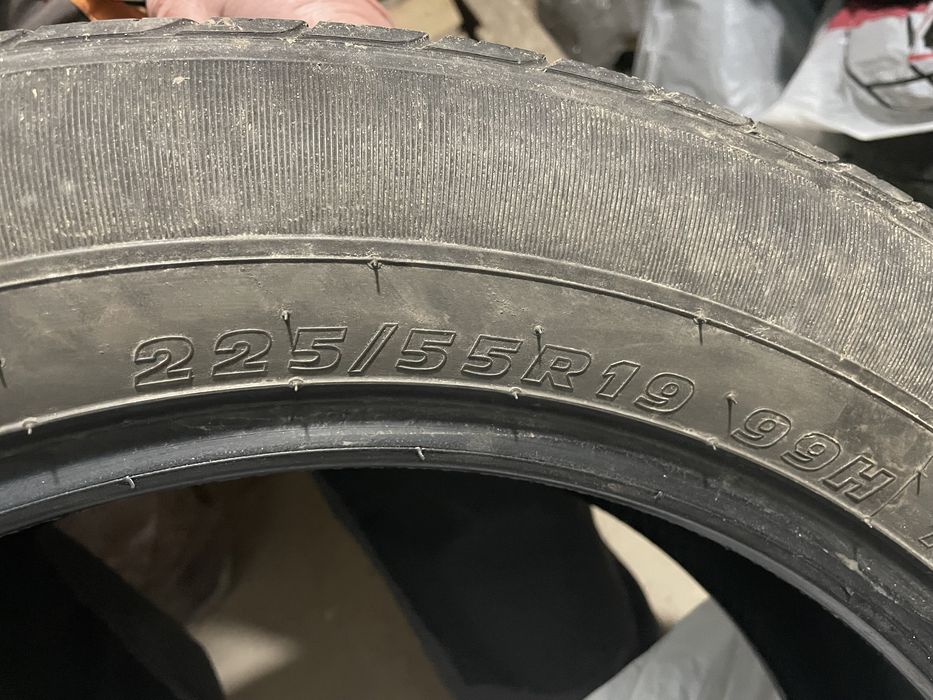 Літні шини r19 від додж джорней