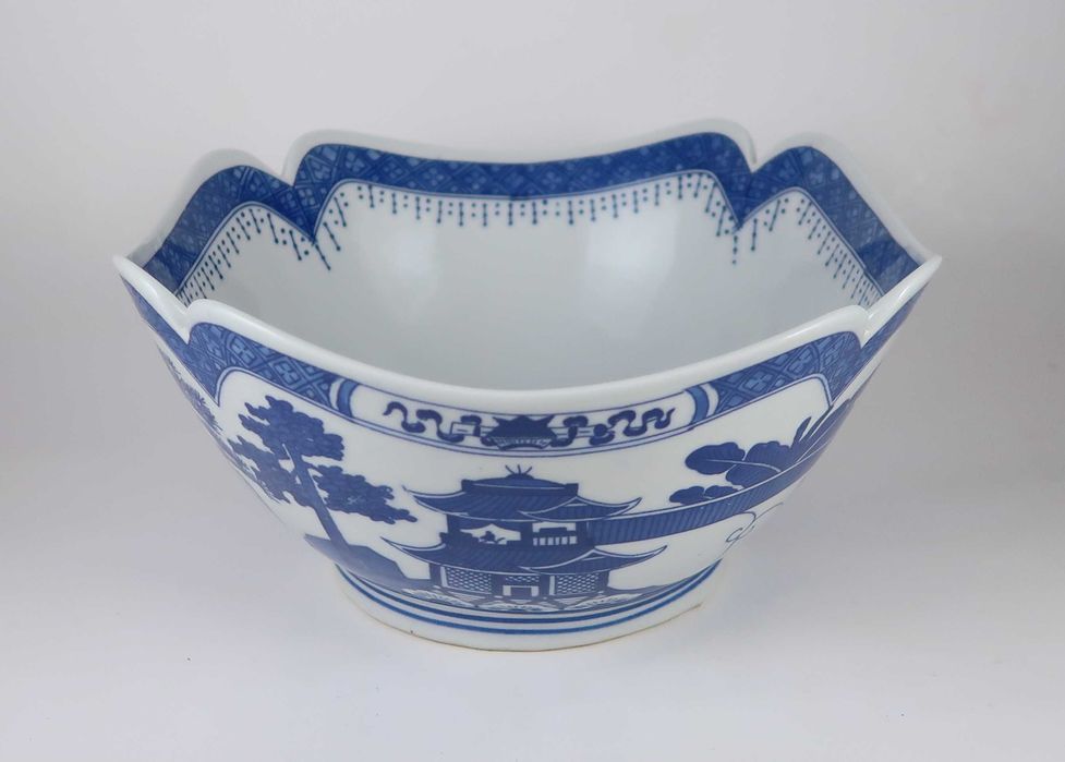 Saladeira porcelana azul e branca da China - Cantão