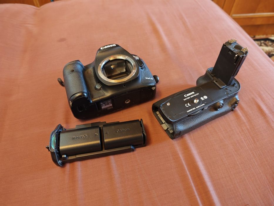 Lustrzanka Canon 5D mark III