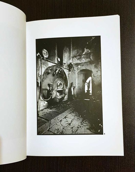 Património (de Rosa Reis) livro de fotografia preto e branco