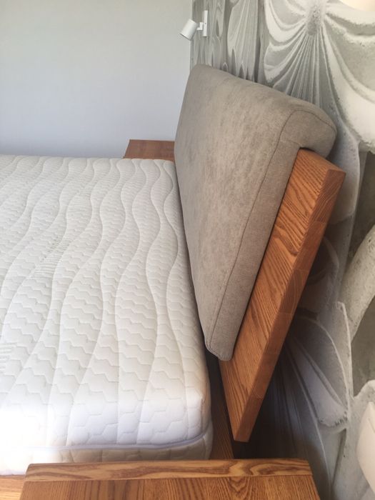 Łóżko Lewitujące (3) drewniane Jesionowe lub dębowe 160x200 180x200