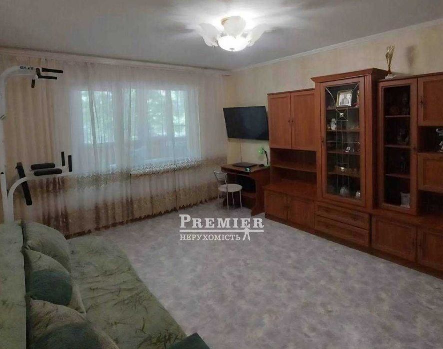 Продам 3-кімнатну квартиру на Семена Палія