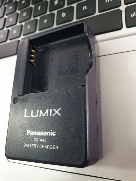 Зарядное устройство PanaSonic DE-A40B  (vsk0698(Fujifilm