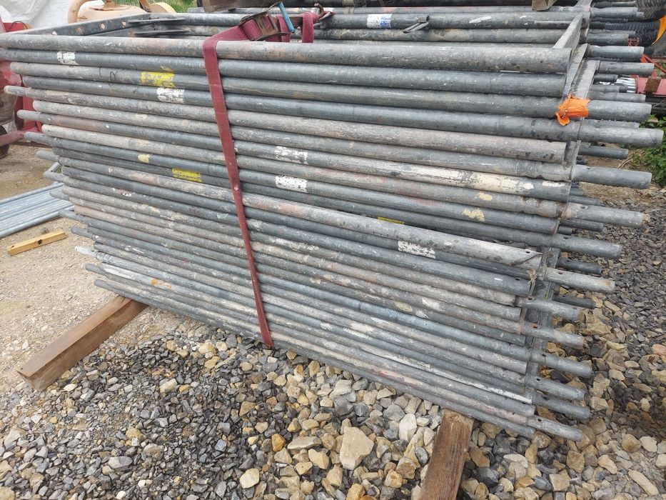 Rusztowanie Elewacyjne Fasadowe Typu Baumann Layher 73 Transport