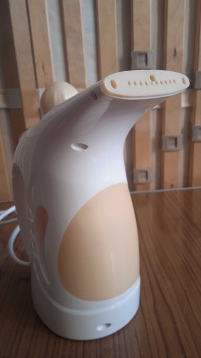 Parownica do ubrań Rovus