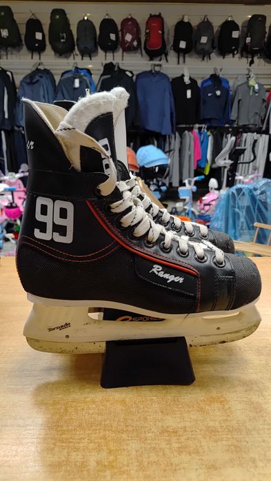 Łyżwy hokejowe RANGER 99 ( rozmiar 37 )