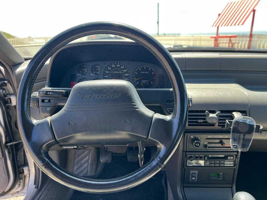 Ford Probe — fotografia 10