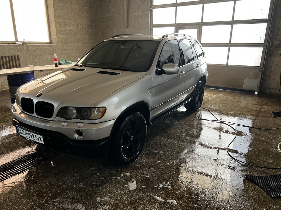 Продам BMW X5 в кузові Е53