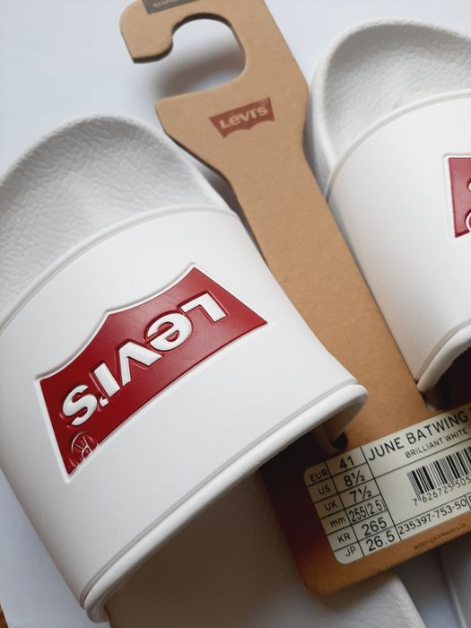 Levis Nowe klapki basenowe June Batwing VB 41