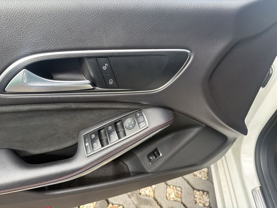 Mercedes benz cla 200cdi Amg!