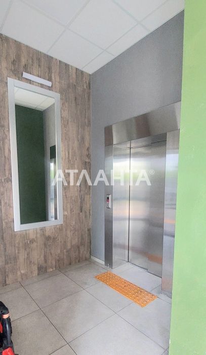 1к.м.Васильківська з ремонтом та паркомісцем. Постанови