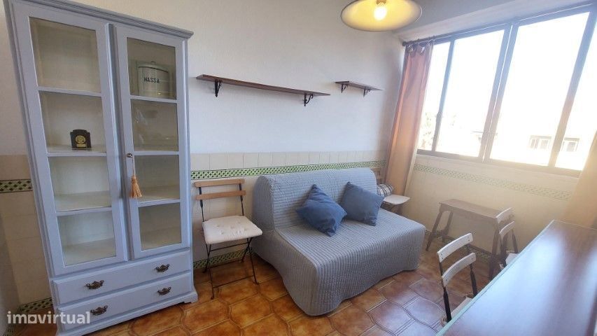 249R | Apartamento T1 Junqueiro em condomínio com piscina