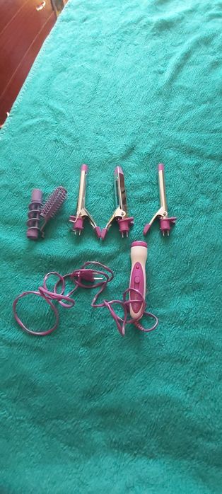 Modelador de cabelo.