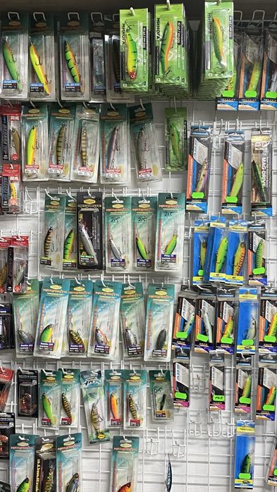 Воблери Strike pro, та блешні angler’z system bux