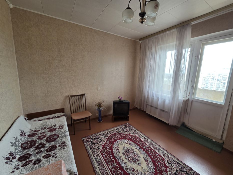 Продам 3к Архитектора Старова 4в