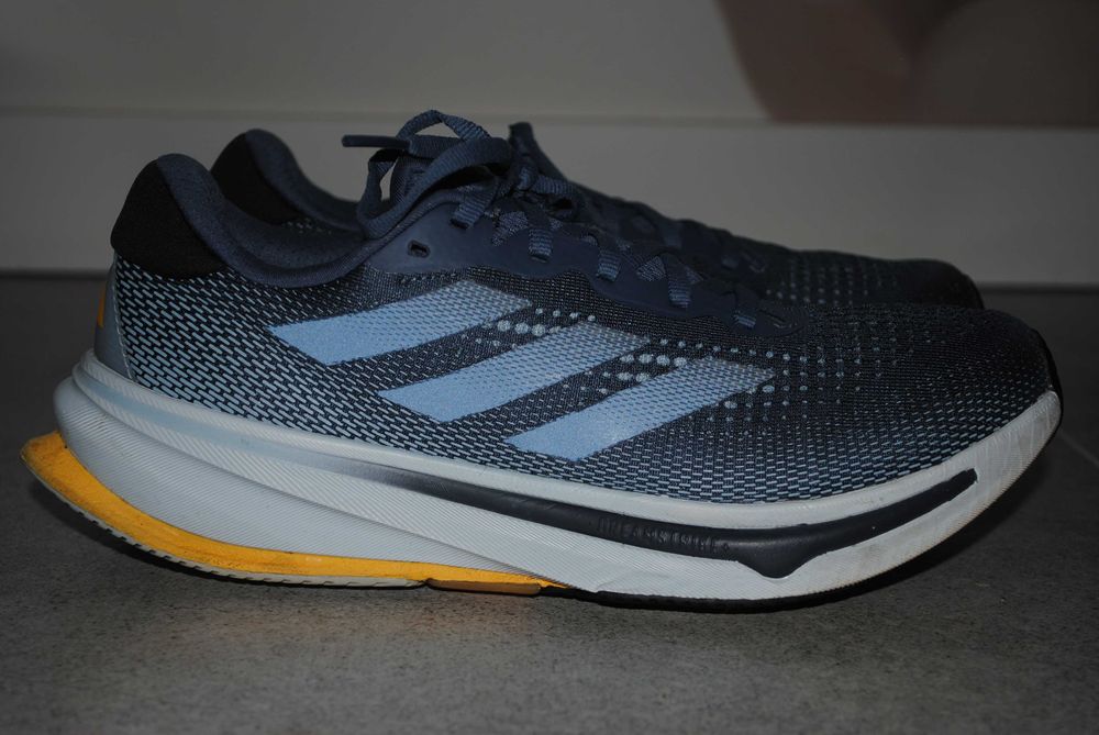 Buty do biegania Adidas Supernova Rise roz 42 i 2/3
