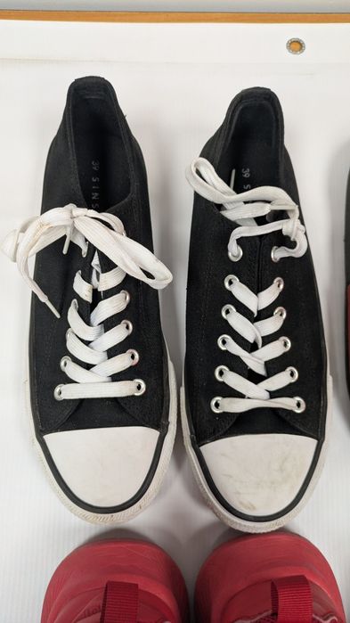 Zestaw używanych butów 39 tenisówki, klapki, adidasy, sandały