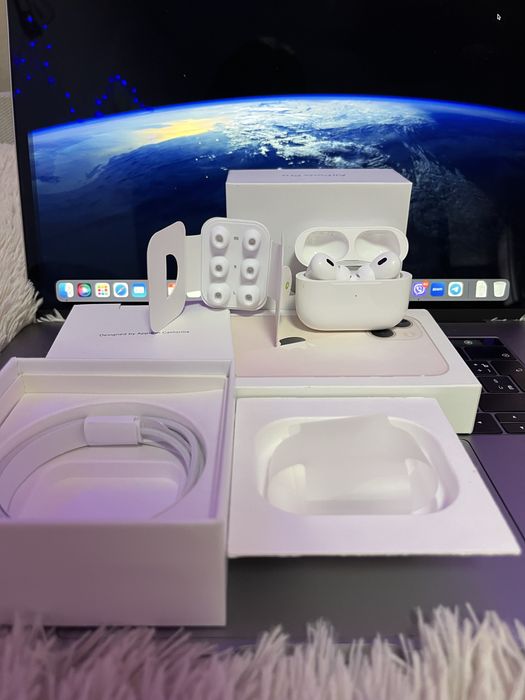 Apple AirPods Pro 2 на гарантії з цілим комплектом