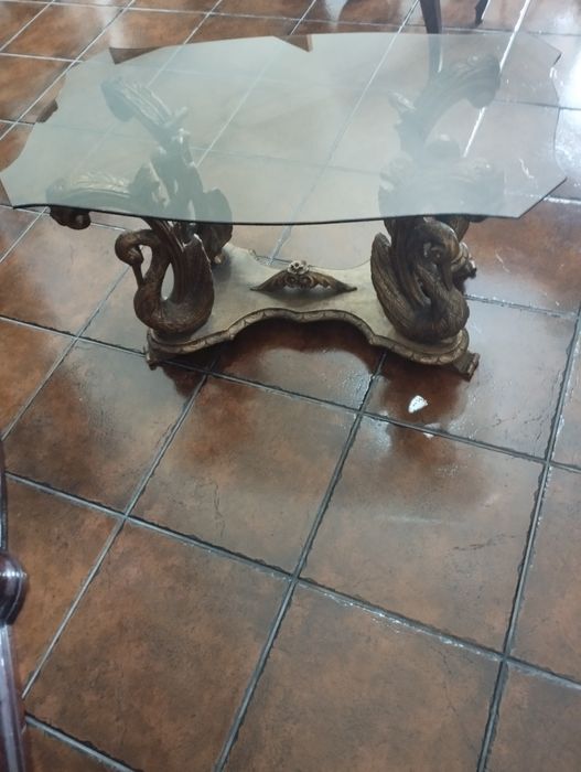 Mesinha de apoio