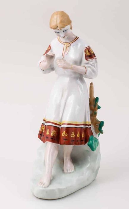 Figura porcelana Kocha nie kocha:)