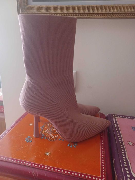 Botins rosa da Bershka