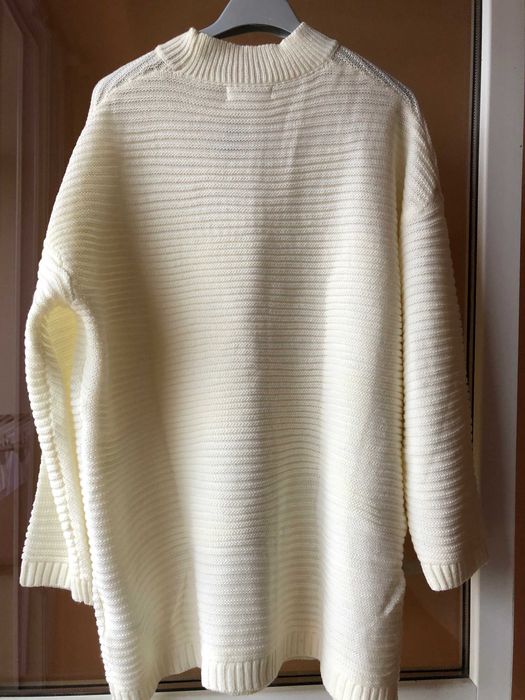 sweter damski ecru