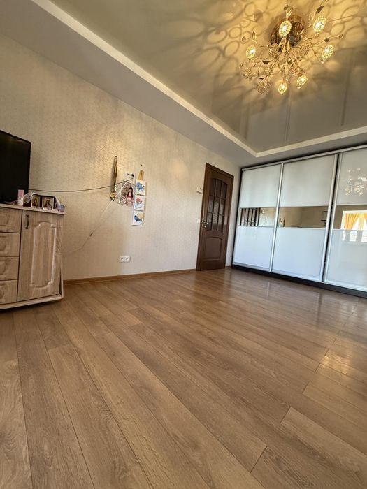 74м2 Продаж 2 кім квартири Автономка Масани