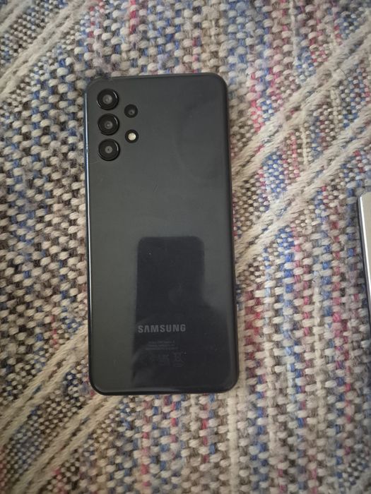 Tenho para venda este samsung A 13