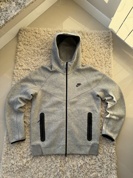 Толстовка чоловіча Nike Tech Fleece Full-Zip Hoodie Grey FB7921-063